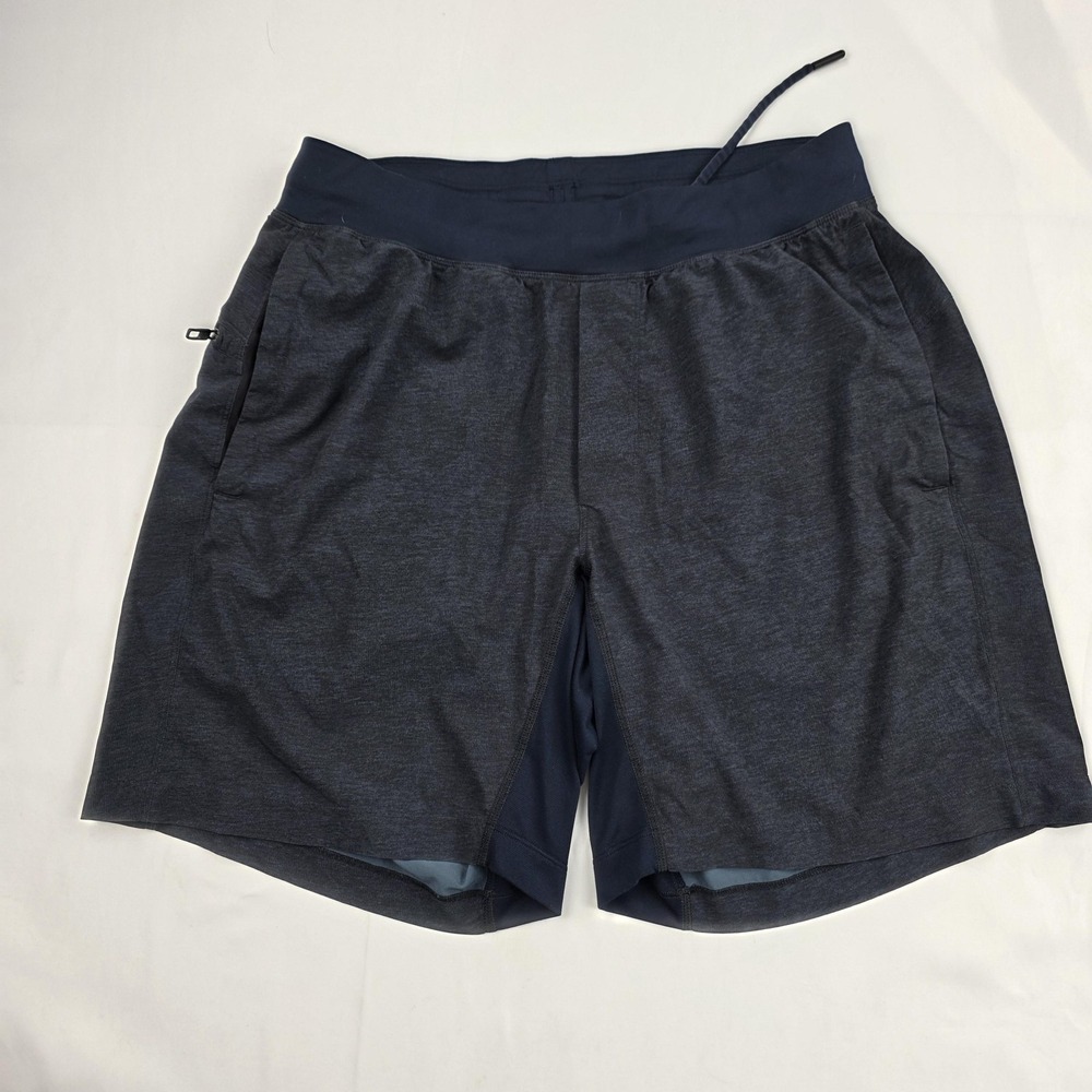 Lululemon Shorts Mens 27 Gray T.H.E. 7 Inseam Athletic Running Gym